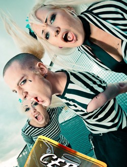 Cerol la bebida de cafe licor,colaborara en el montaje de Babalugroup en los carnavales de Pego