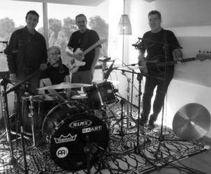 Manolo García y Quimi Portet, se unén de nuevo para resucitar a LOS BURROS y LOS RÁPIDOS